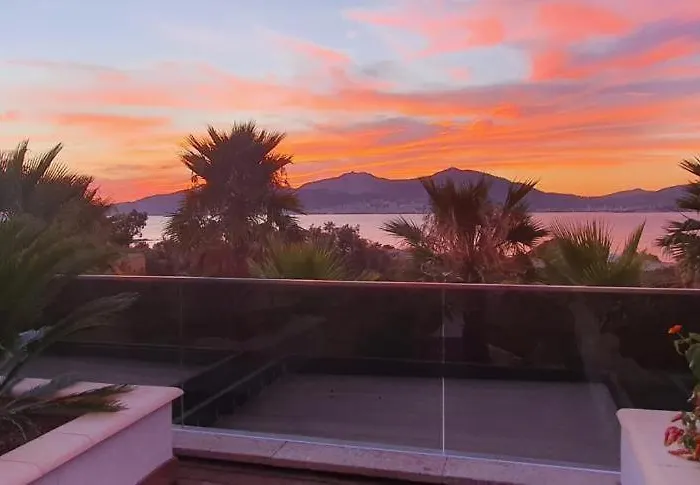 Les Jardins De La Palmeraie - Sublime Vue Sur La Baie Dajaccio