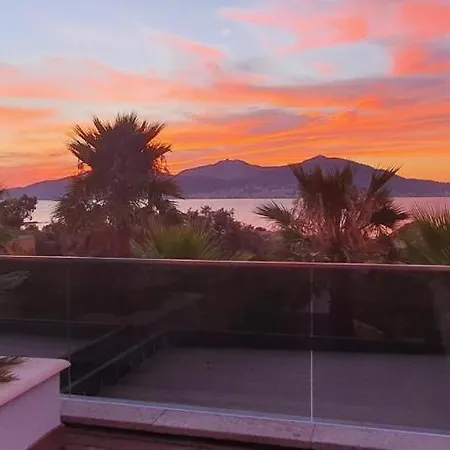 Les Jardins De La Palmeraie - Sublime Vue Sur La Baie Dajaccio